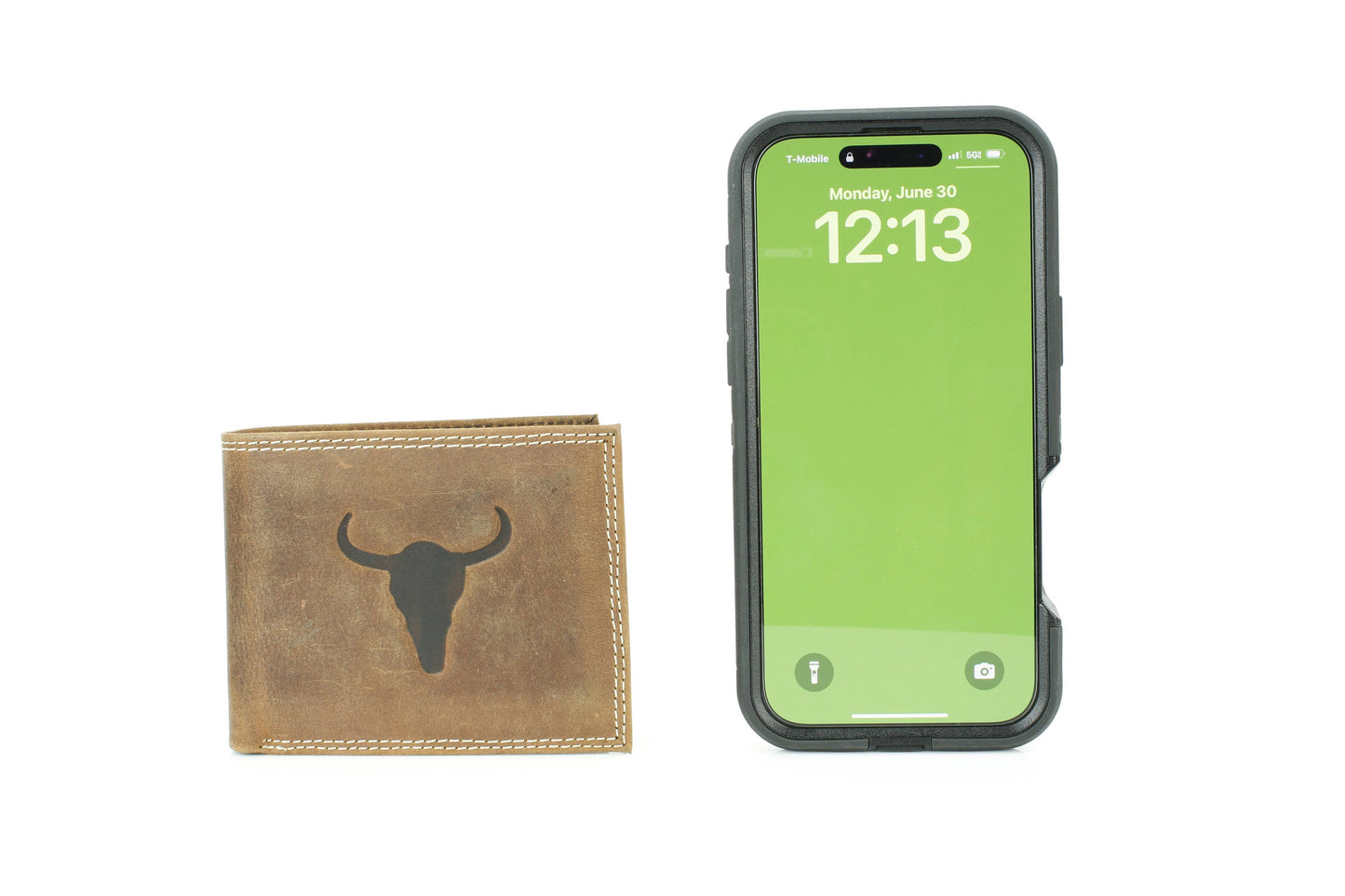 Men’s Bi-Fold Wallet with Embossed Bison Skull