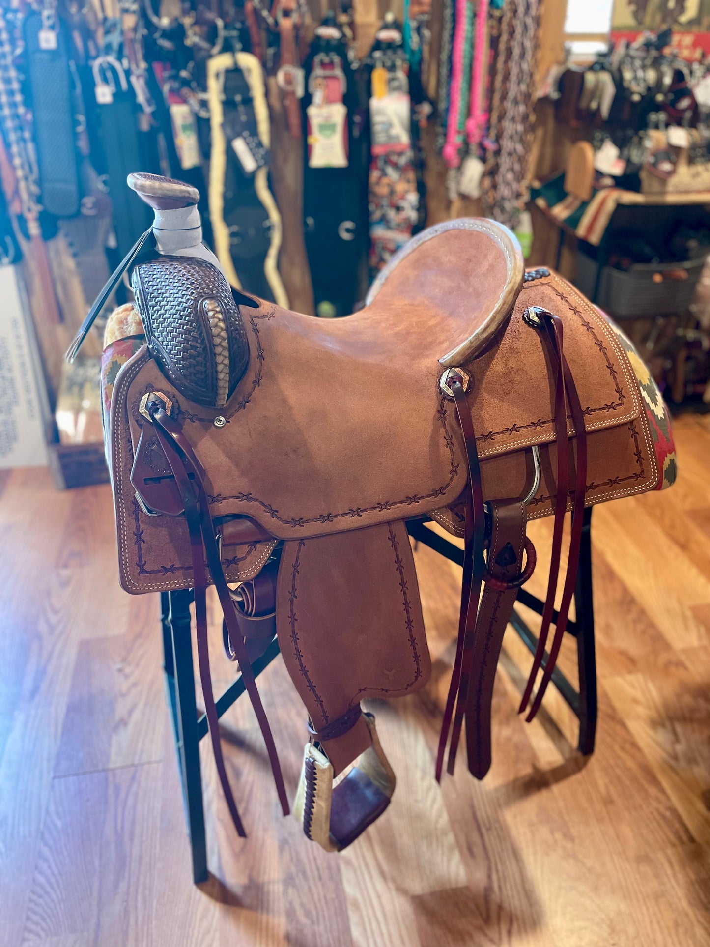 15" Circle Y Bandera Roper Saddle