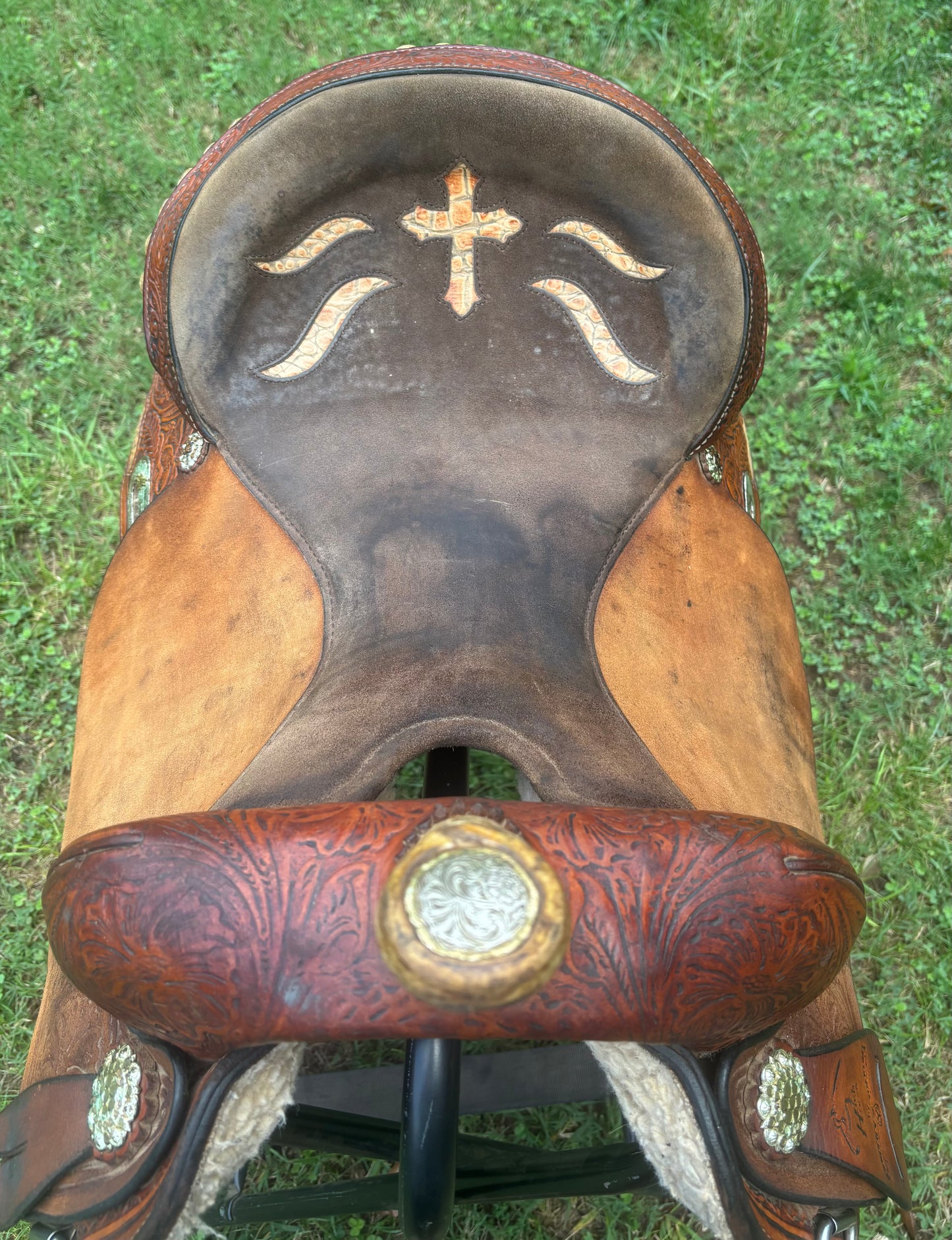 16" Circle Y High Horse Barrel Saddle