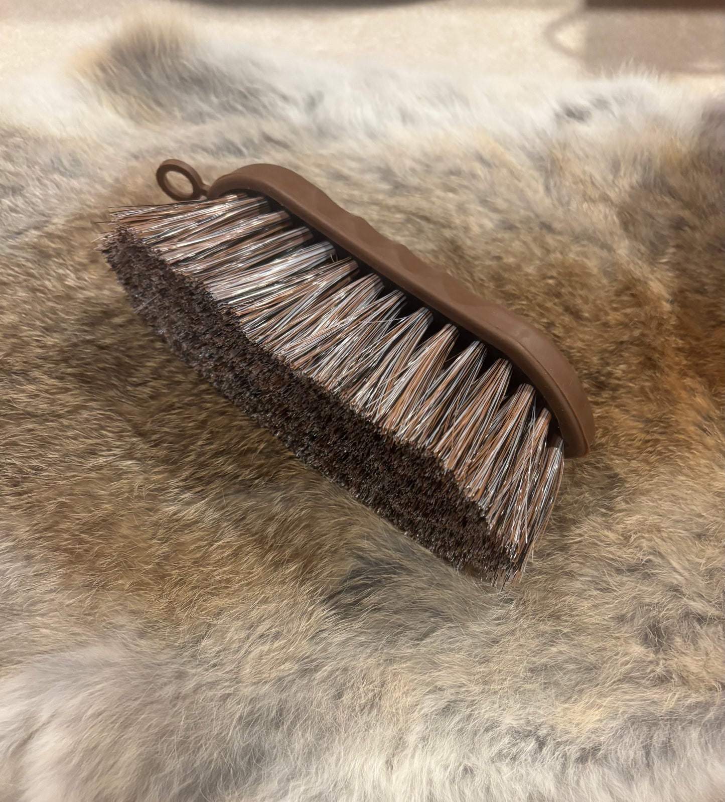 TAIL TAMER SMALL SOFT POLY BRUSH