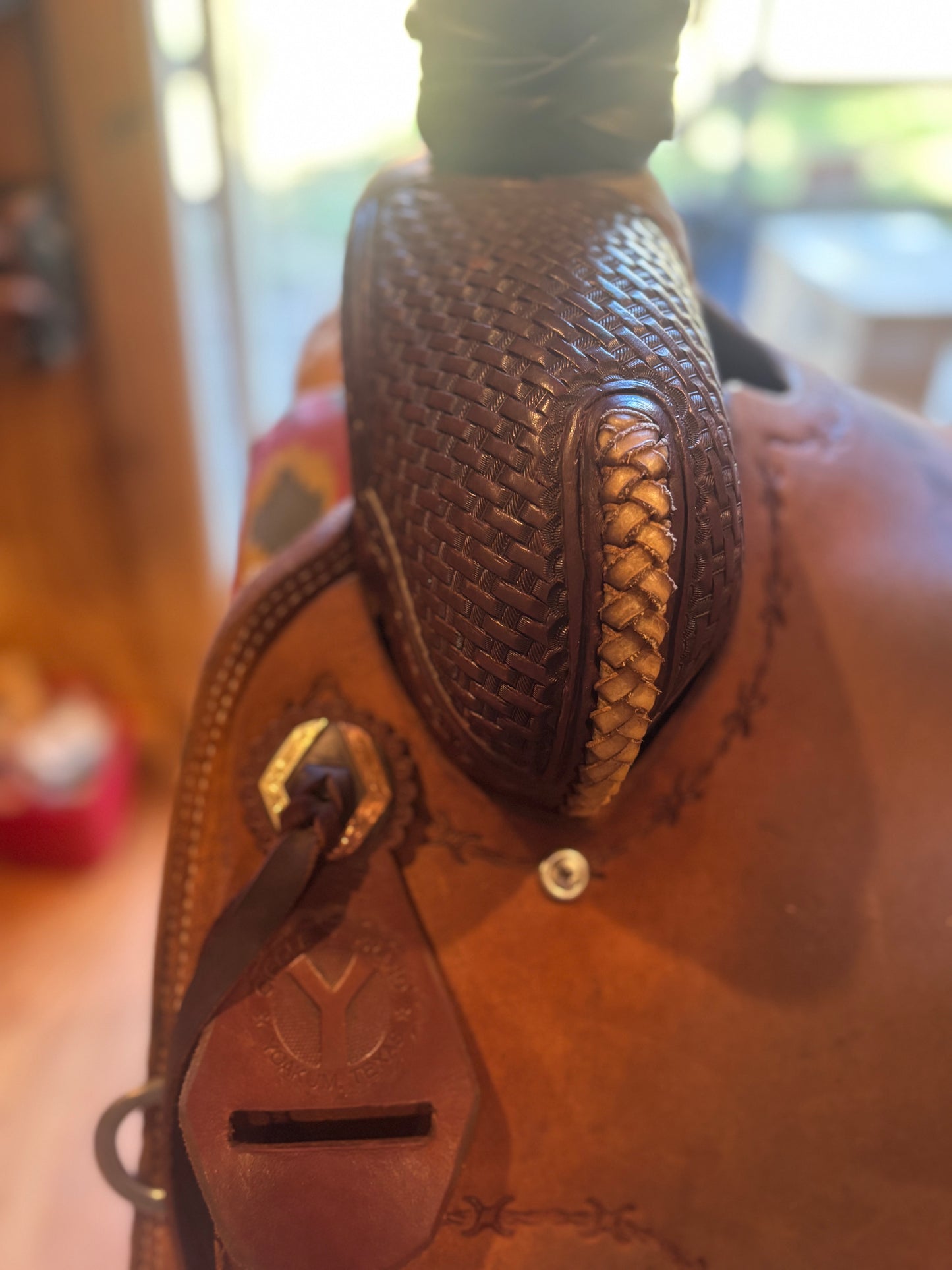 Used 15 In Circle Y Bandera  Ranch Roping Saddle