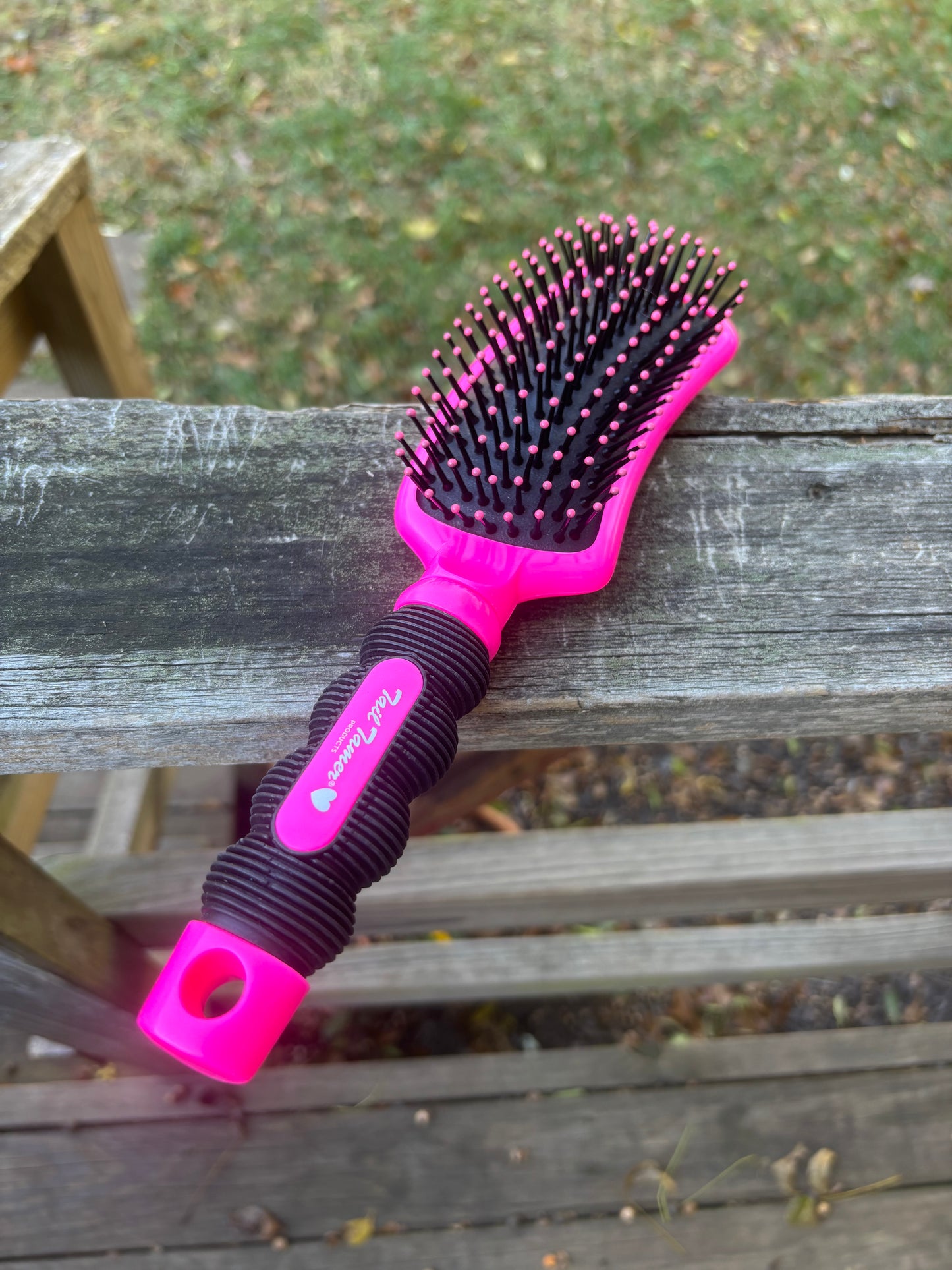 Curved Handle Brush by Professionals Choice