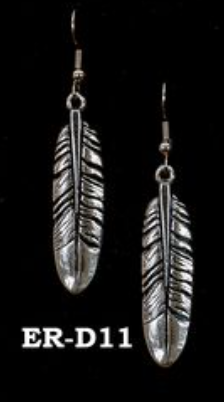 Austin Accent Medium Feather Earrings