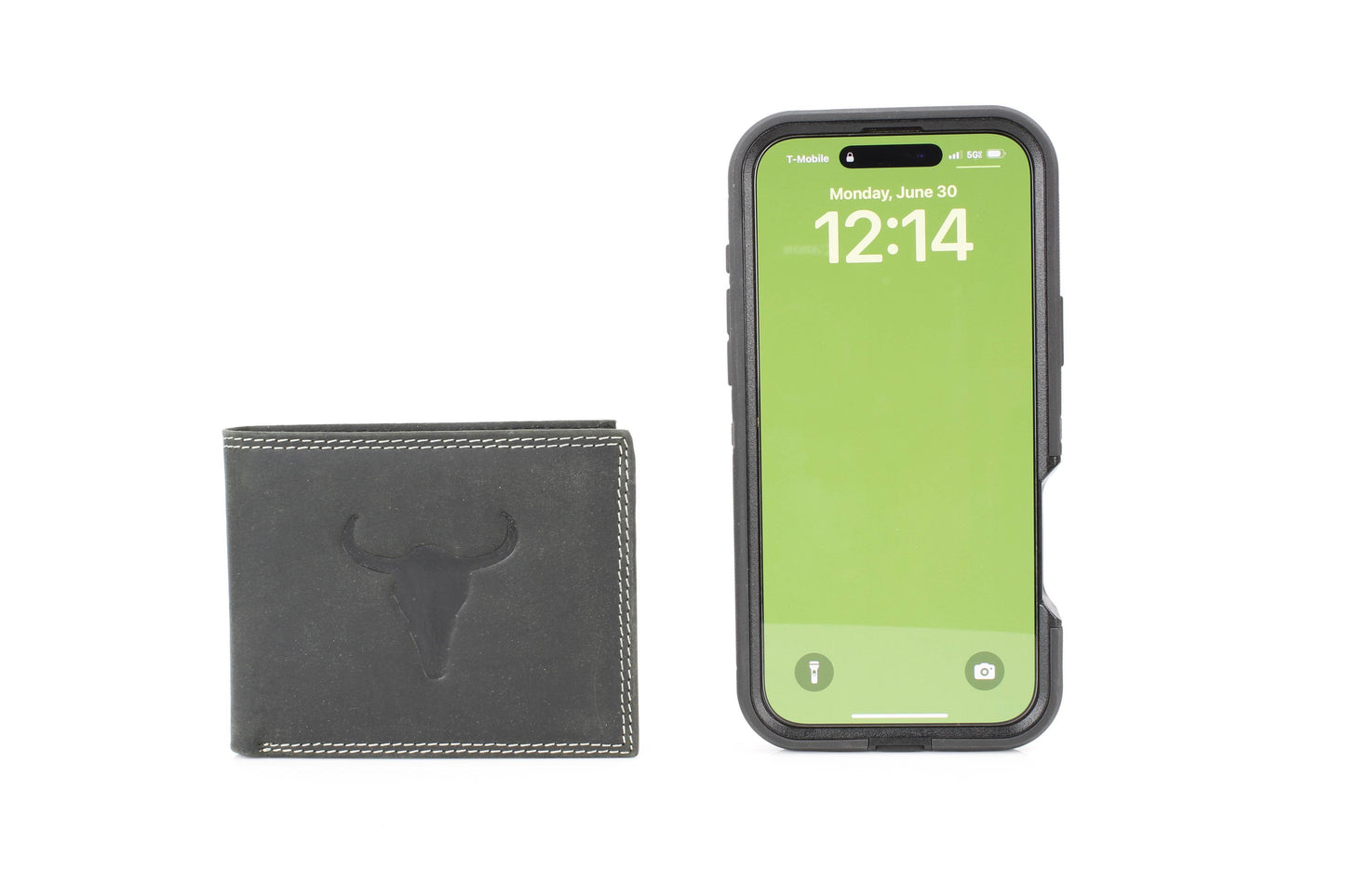 Men’s Bi-Fold Wallet with Embossed Bison Skull